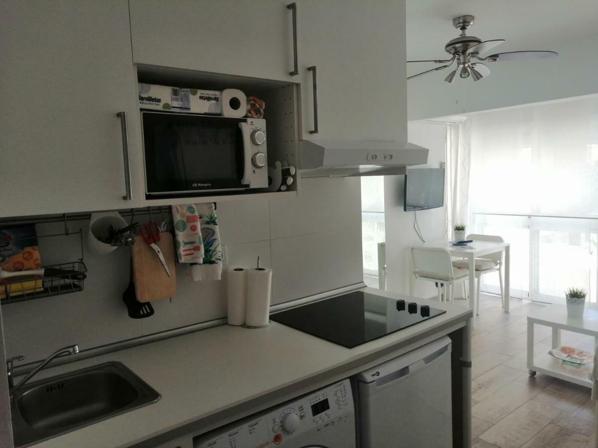 Apartamento Malagueta Playa Малага Экстерьер фото