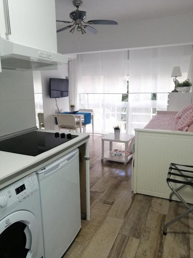 Apartamento Malagueta Playa Малага Экстерьер фото